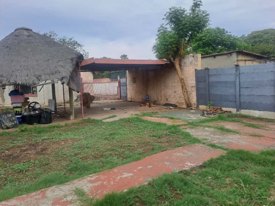 3 Bedroom Property for Sale in Oos Einde North West